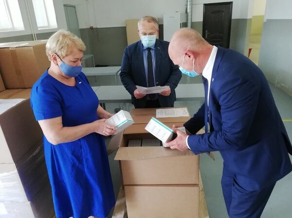 В Литве начали раздавать таблетки йода на случай аварии на БелАЭС - Sputnik Литва