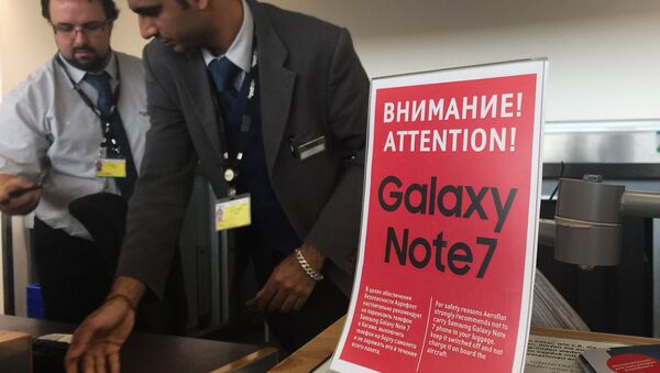 Объявление об условиях перевозки смартфона Samsung Galaxy Note 7 - Sputnik Литва