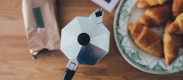 Кофейник и круассаны - Sputnik Литва