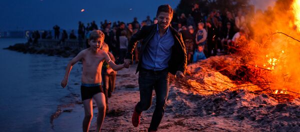 Празднование Иванова дня, архивное фото - Sputnik Литва