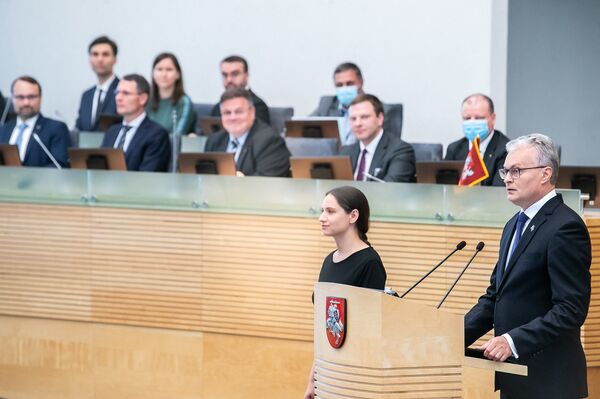 COVID-19, БелАЭС и Россия: глава Литвы выступил с первым годовым отчетом - Sputnik Литва