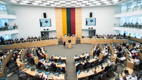 Выступление президента Литвы Гитанаса Науседы перед Сеймом - Sputnik Литва
