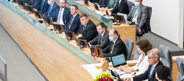 Выступление президента Литвы Гитанаса Науседы перед Сеймом Выступление президента Литвы Гитанаса Науседы перед Сеймом - Sputnik Lietuva