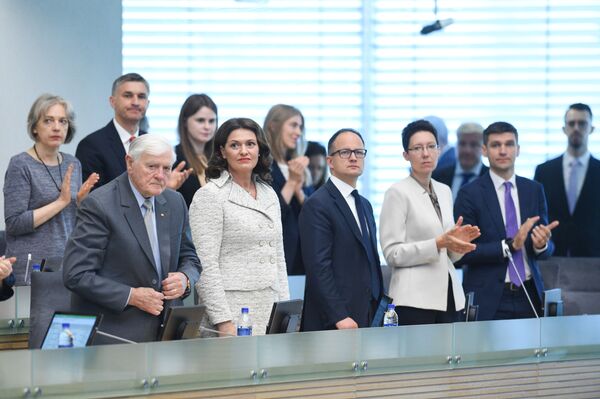 Забыл похвалить кабмин: как в Литве отнеслись к годовому отчету Науседы - Sputnik Литва