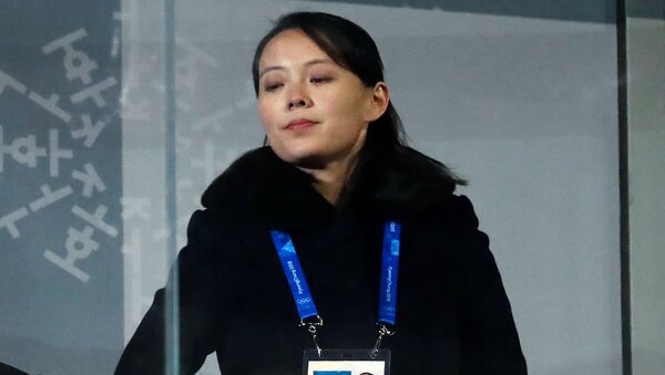 Cестра северокорейского лидера Ким Чен Ына Ким Е Чжон на открытии Олимпийских игр в Пхенчхане - Sputnik Lietuva