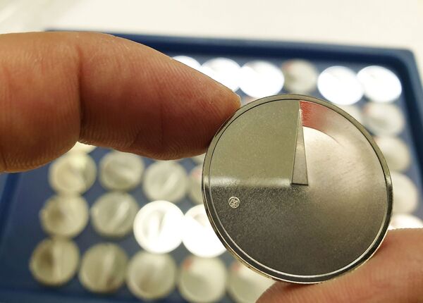 Po COVID-19 pandemijos Lietuvos bankas išleido vilties monetą Po COVID-19 pandemijos Lietuvos bankas išleido vilties monetą - Sputnik Lietuva