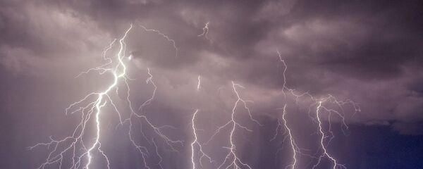 Гроза в Биржайском районе, Литва, архивное фото - Sputnik Литва