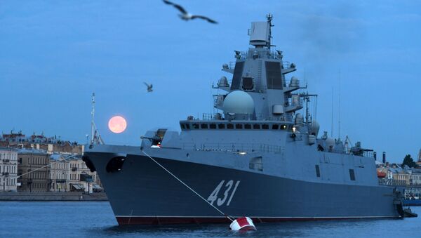 Выход боевых кораблей из Санкт-Петербурга в рамках подготовки к Дню ВМФ России  - Sputnik Lietuva
