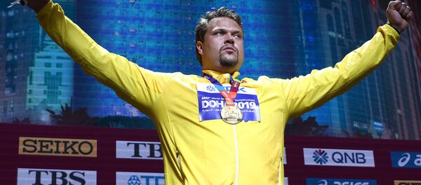 Действующий чемпион мира в метании диска швед Даниэль Столь, архивное фото - Sputnik Литва