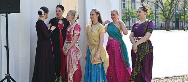 Индийские каникулы в Вильнюсе - Sputnik Литва