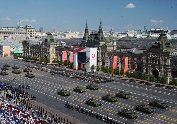 Парад в честь 75-летия Победы в Великой Отечественной войне: как это было Парад в честь 75-летия Победы в Великой Отечественной войне: как это было - Sputnik Литва