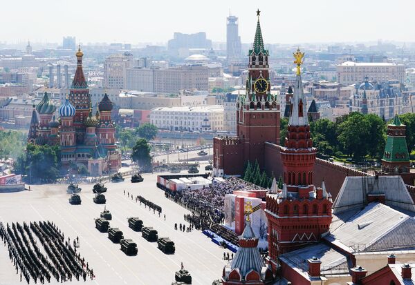 Военный парад в ознаменование 75-летия Победы на Красной площади - Sputnik Литва