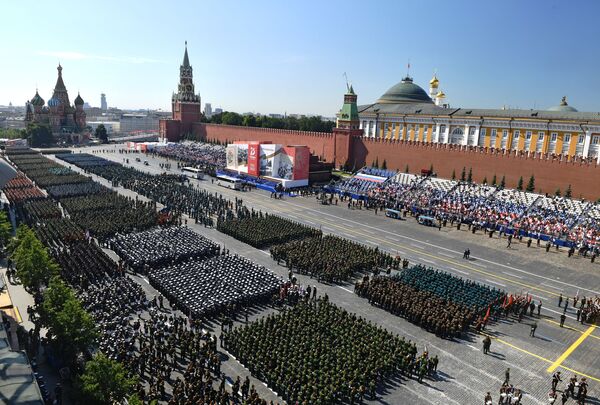 Военный парад в ознаменование 75-летия Победы на Красной площади в Москве - Sputnik Литва