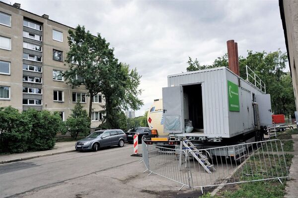 Mobilioji katilinė aprūpins karštu vandeniu dalį Naujamiesčio pastatų Mobilioji katilinė aprūpins karštu vandeniu dalį Naujamiesčio pastatų - Sputnik Lietuva