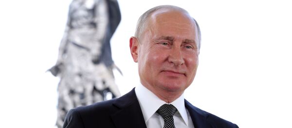Президент РФ В. Путин выступил с обращением к гражданам России, 30 июня 2020 года - Sputnik Литва