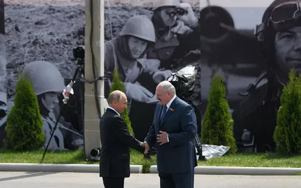 Putinas ir Lukašenka atidarė memorialą sovietų kariui netoli Rževo Putinas ir Lukašenka atidarė memorialą sovietų kariui netoli Rževo - Sputnik Lietuva