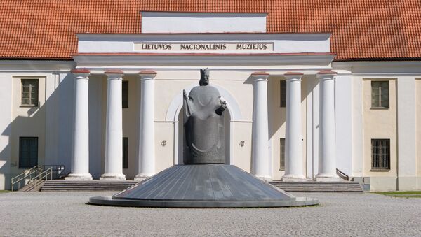 Памятник королю Миндаугасу в Вильнюсе - Sputnik Lietuva
