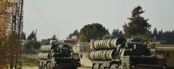 Rusijos zenitinių raketų sistema S-400 Rusijos zenitinių raketų sistema S-400 - Sputnik Lietuva