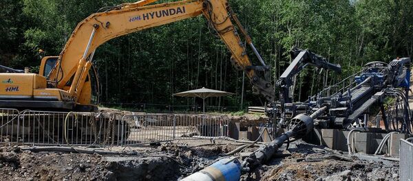 Завершены работы по горизонтально-направленному бурению (HDD) трубопровода GIPL под рекой Нерис, 2 июля 2020 - Sputnik Литва