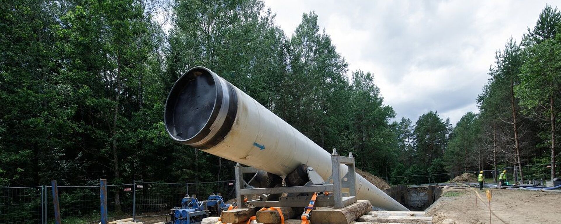Завершены работы по горизонтально-направленному бурению (HDD) трубопровода GIPL под рекой Нерис, 2 июля 2020 - Sputnik Lietuva, 1920, 05.04.2021