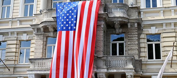 Пикник, кантри и фудтраки: в Вильнюсе прошли американские выходные Пикник, кантри и фудтраки: в Вильнюсе прошли американские выходные - Sputnik Литва