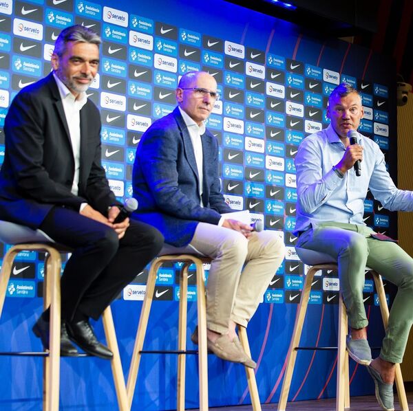 Вслед за Ясикявичюсом в Барселону уехал весь тренерский штаб Жальгириса - Sputnik Литва