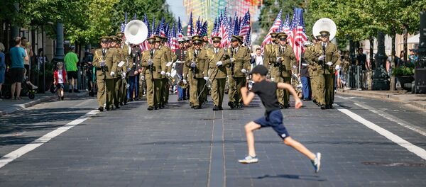 В Вильнюсе отпраздновали День Независимости США В Вильнюсе отпраздновали День Независимости США - Sputnik Lietuva