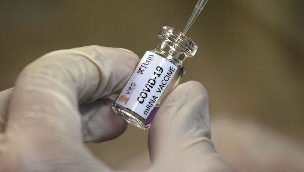 Тестирование вакцины на коронавирус - Sputnik Литва