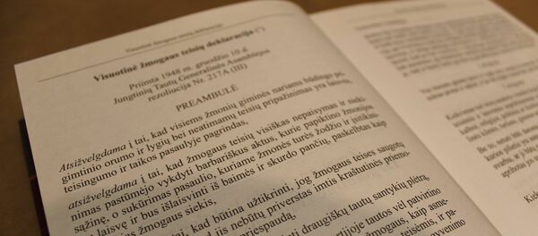 Права человека на литовском языке - Sputnik Литва