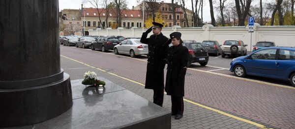 Студенты военной академии почтили память погибших солдат Студенты военной академии почтили память погибших солдат - Sputnik Lietuva