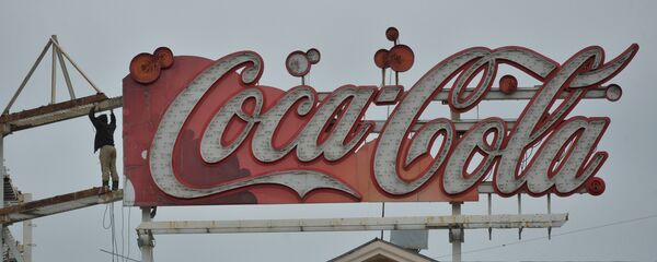 Coca-Cola вывеска - Sputnik Литва