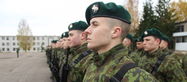 Присягу приняли последние в этом году призывники - Sputnik Литва