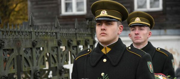 Солдаты почтили память погибших борцов за свободу Солдаты почтили память погибших борцов за свободу - Sputnik Lietuva