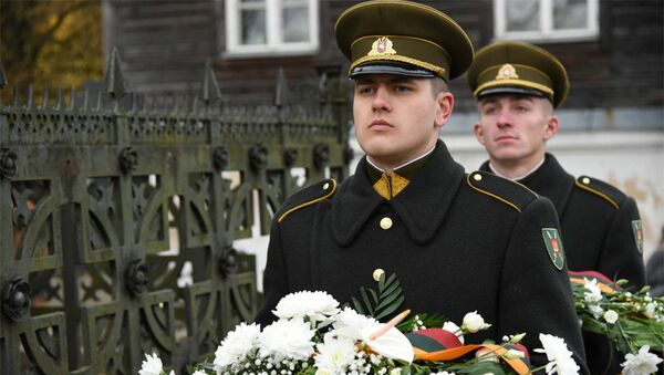 Солдаты почтили память погибших борцов за свободу - Sputnik Lietuva