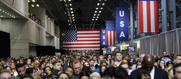 Сторонники Демократической партии США. Ночь после выборов, архивное фото - Sputnik Литва