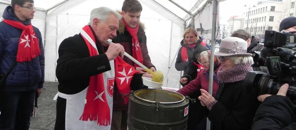 Акция Мальтийский суп Акция Мальтийский суп - Sputnik Литва