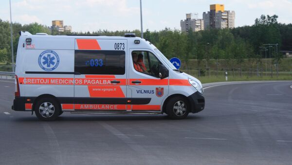 Машина скорой помощи на вызове - Sputnik Lietuva