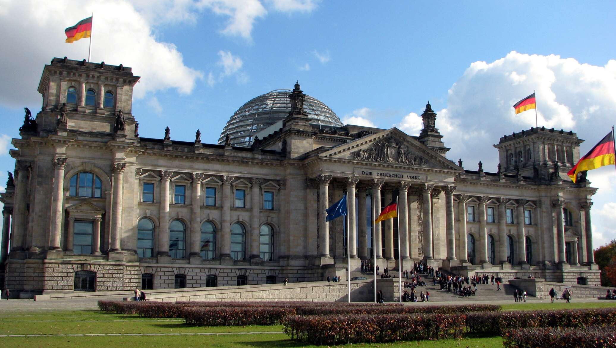 Берлин дата. Рейхстаг в Берлине. Рейхстаг 4к. Der Reichstag – Рейхстаг. Рейхстаг 1991.