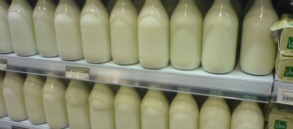 Pienas parduotuvėse Pienas parduotuvėse - Sputnik Lietuva
