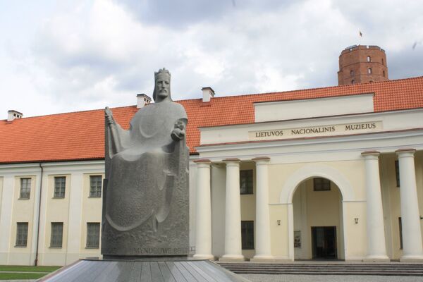 Национальный музей и памятник Гедиминасу Национальный музей и памятник Гедиминасу - Sputnik Lietuva
