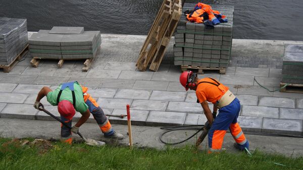 Ремонтные работы набережной Вильнюса  - Sputnik Литва