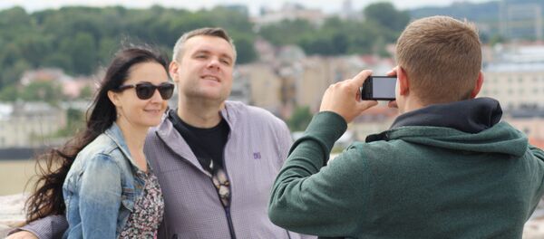 Фото туристов на горе Гедиминаса - Sputnik Литва