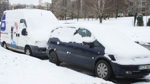 Машины под снегом - Sputnik Литва