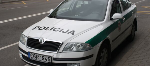 Полицейский автомобиль Полицейский автомобиль - Sputnik Литва