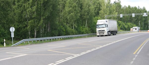 Фура на трассе - Sputnik Литва