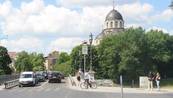 Вильнюс Жверинский мост и Знаменская церковь РПЦ МП - Sputnik Lietuva