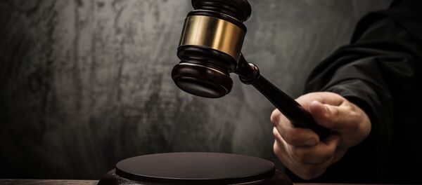 Судья выносит решение Судья выносит решение - Sputnik Литва