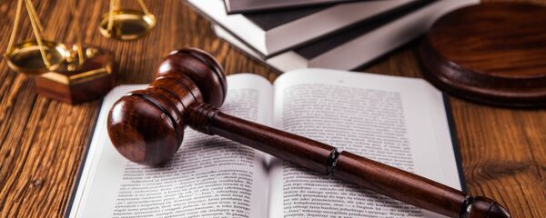 Молоток судьи, архивное фото Молоток судьи, архивное фото - Sputnik Литва