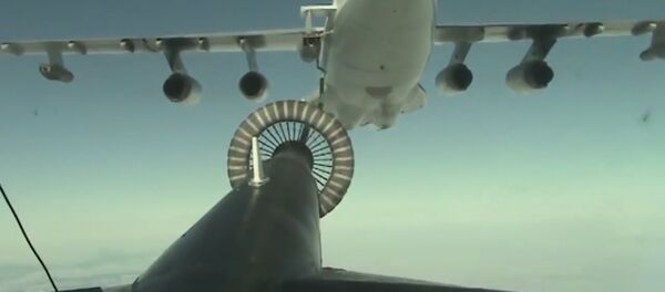 Нанесение авиаудара крылатыми ракетами по объектам террористов в САР самолетами Ту-95МС ВКС России - Sputnik Литва