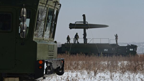 Тренировка ракетных и артиллерийских подразделений пятой армии ВВО в Приморском крае - Sputnik Lietuva